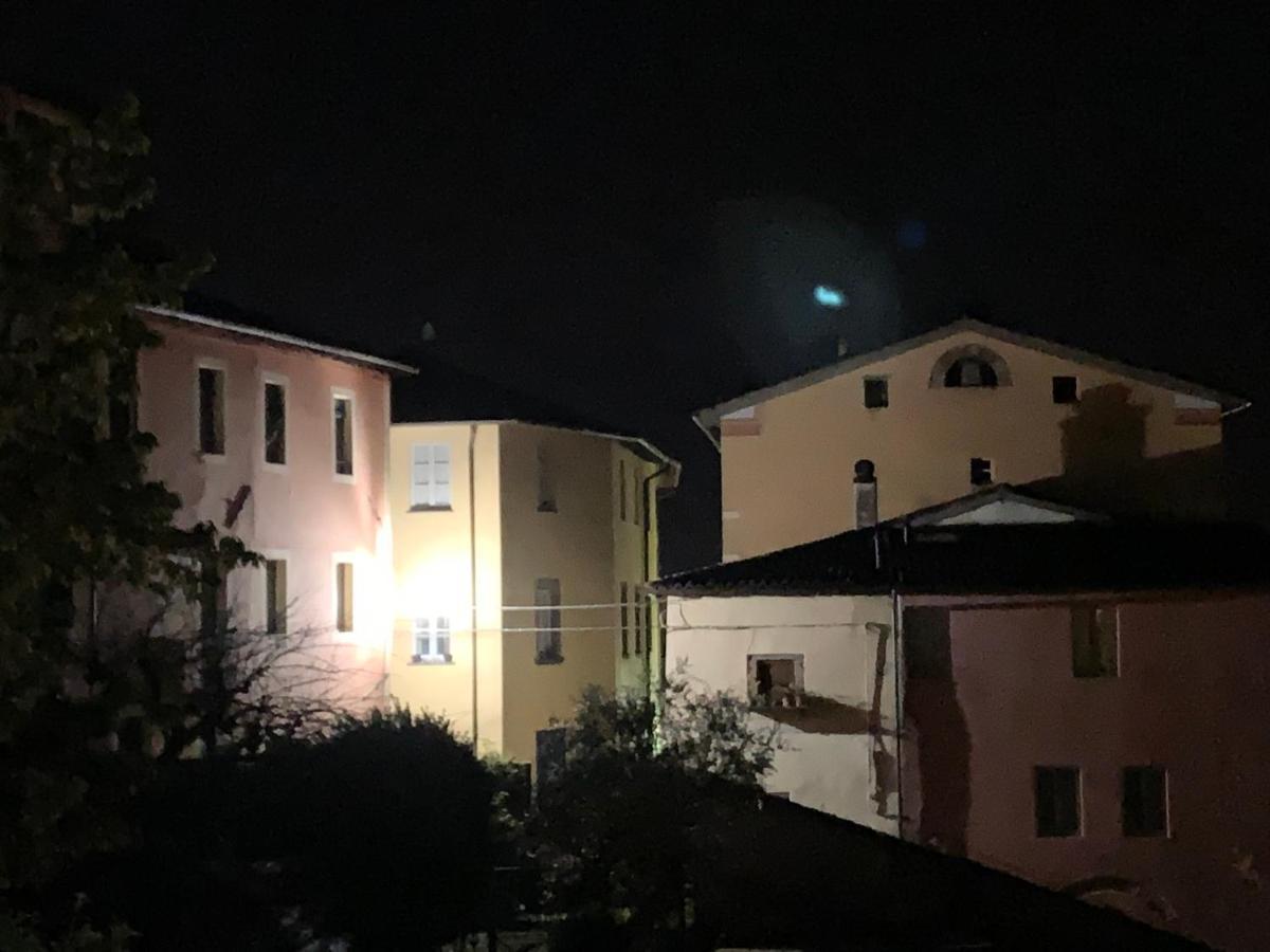 Barga Lucca Centro Storico Con Giardino Apartment Exterior photo